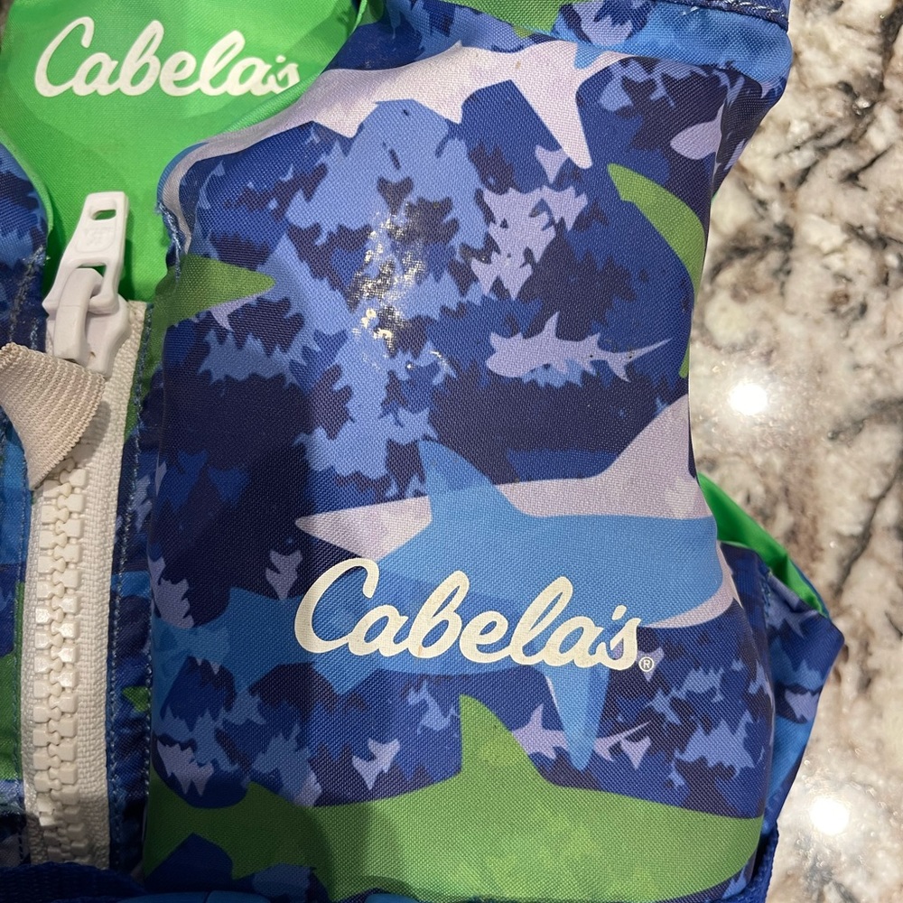 Cabela’s Infant near/shore buoyant Vest